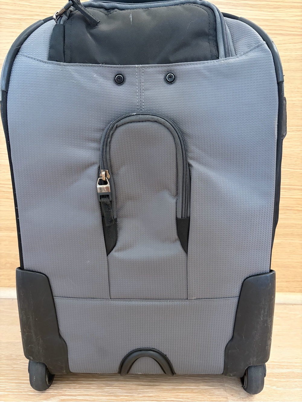 Travelpro bold soft sided expandable carry-on luggage 22 inch, gray/black - Picture 3 of 8